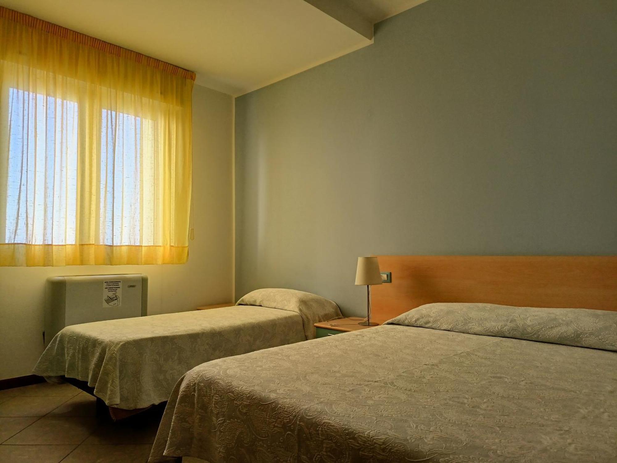 Ariston Imperial Hotel