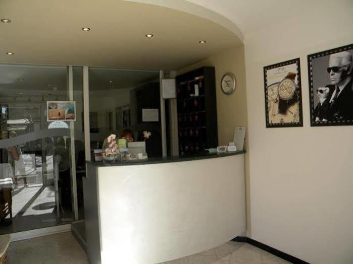 Ariston Imperial Hotel 3*